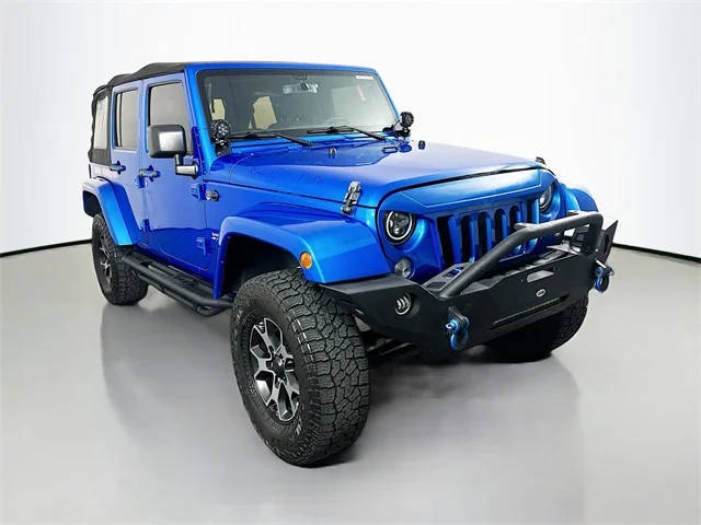 2016 Jeep Wrangler Unlimited Sahara 4WD photo