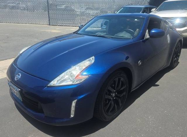 2016 Nissan 370Z RWD photo