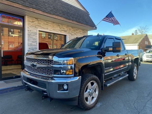 2015 Chevrolet Silverado 2500HD LT 4WD photo