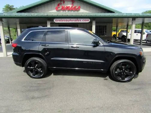 2015 Jeep Grand Cherokee Laredo 4WD photo