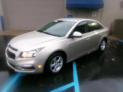 2016 Chevrolet Cruze LT FWD photo