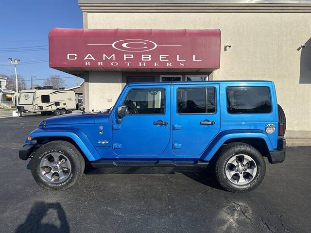 2016 Jeep Wrangler Unlimited Sahara 4WD photo