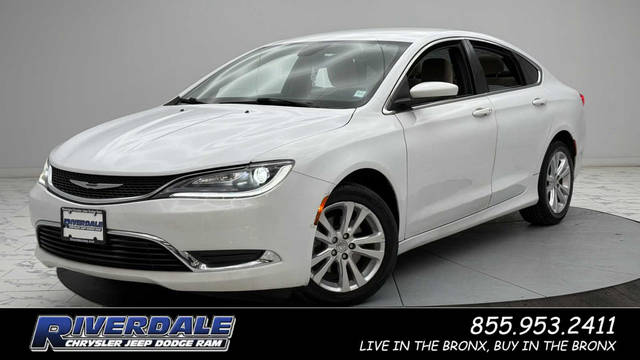 2016 Chrysler 200 Limited FWD photo