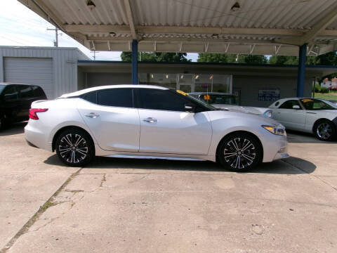 2016 Nissan Maxima 3.5 Platinum FWD photo