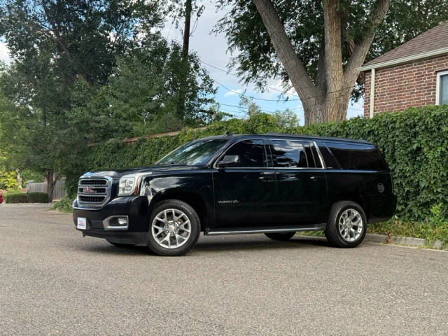 2016 GMC Yukon XL SLE 4WD photo