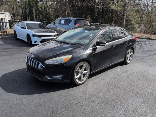 2016 Ford Focus Titanium FWD photo