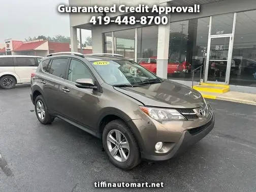 2015 Toyota RAV4 XLE AWD photo
