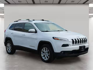 2016 Jeep Cherokee Latitude 4WD photo