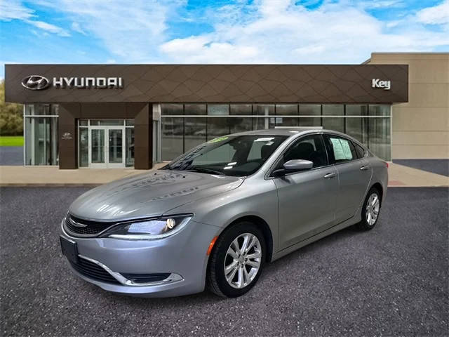 2016 Chrysler 200 Limited FWD photo