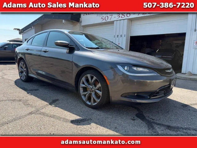 2016 Chrysler 200 S AWD photo