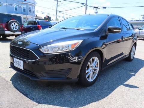 2016 Ford Focus SE FWD photo
