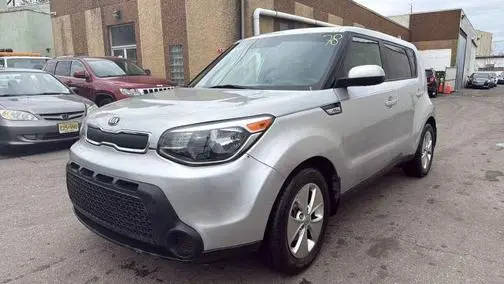 2016 Kia Soul Base FWD photo
