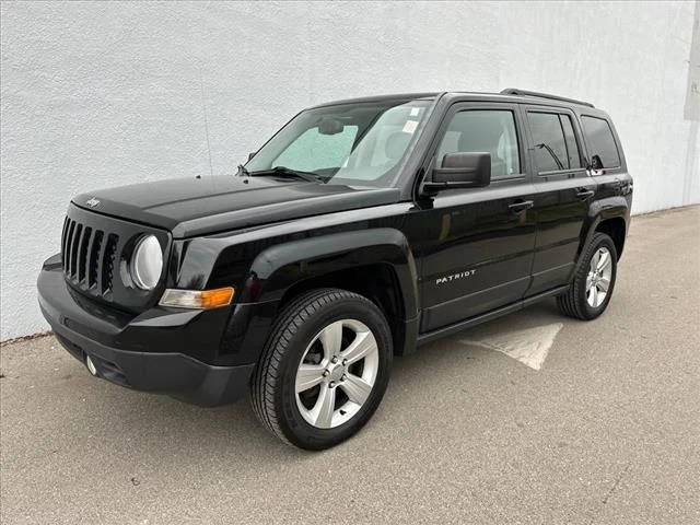 2016 Jeep Patriot Latitude 4WD photo