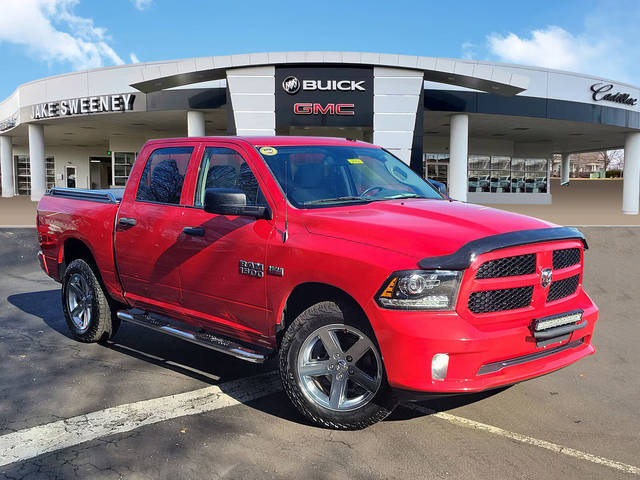 2016 Ram 1500 Express 4WD photo