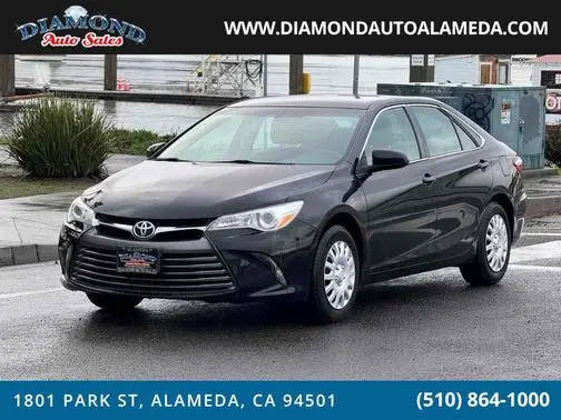 2016 Toyota Camry LE FWD photo