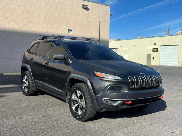 2016 Jeep Cherokee Trailhawk 4WD photo