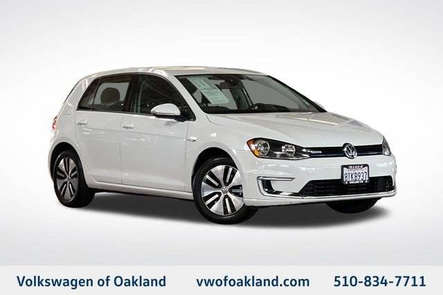 2016 Volkswagen e-Golf SE FWD photo