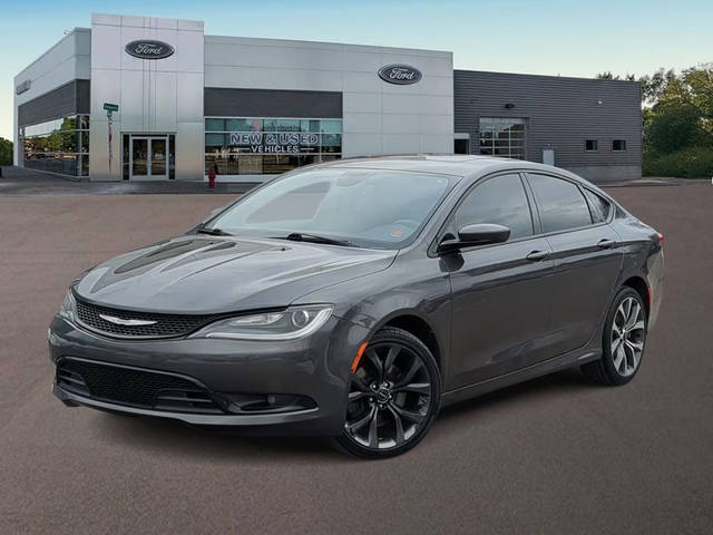 2016 Chrysler 200 S AWD photo