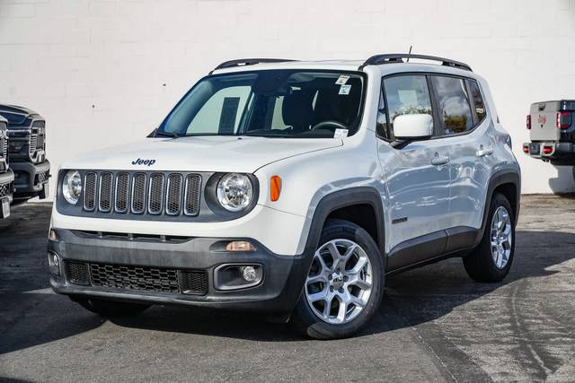 2015 Jeep Renegade Latitude FWD photo