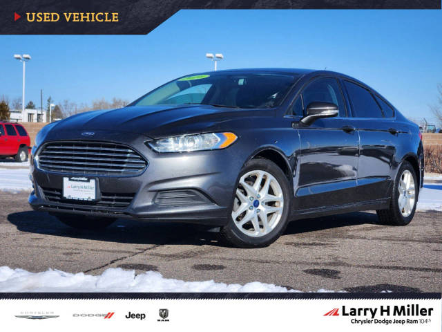 2016 Ford Fusion SE FWD photo