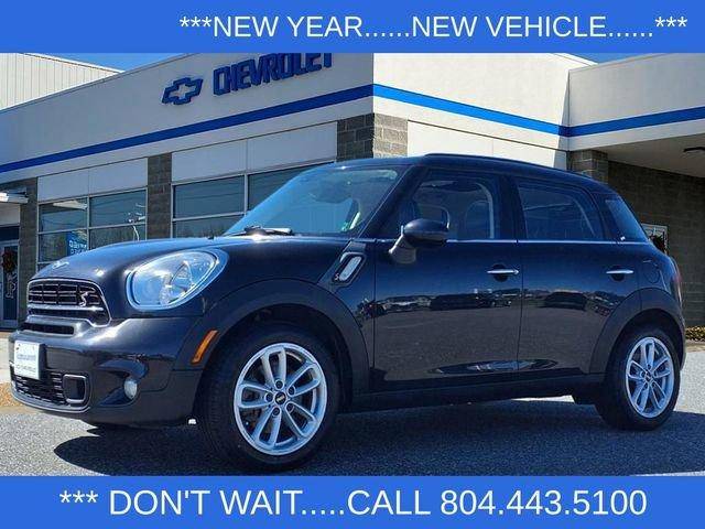 2016 MINI Countryman S FWD photo