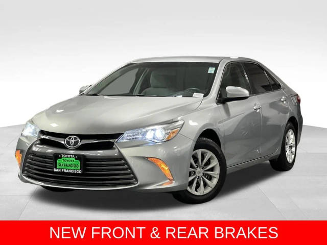 2016 Toyota Camry LE FWD photo