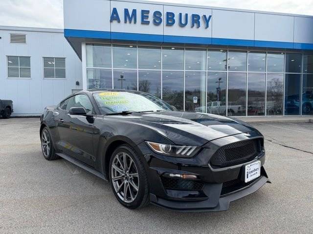 2016 Ford Mustang GT Premium RWD photo