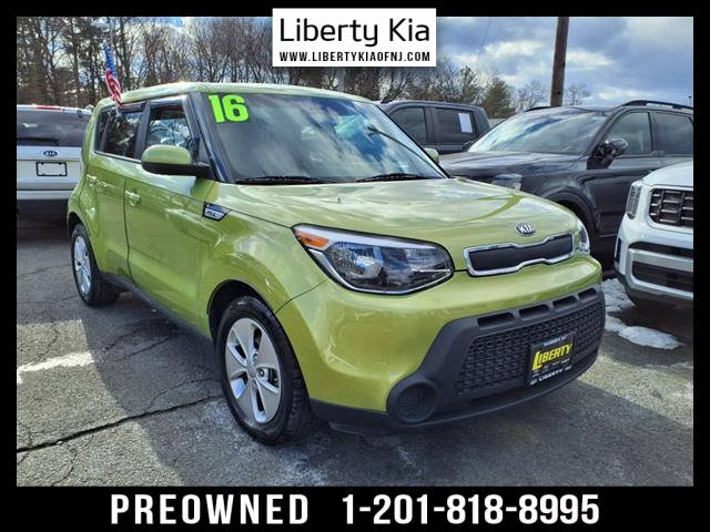 2016 Kia Soul Base FWD photo