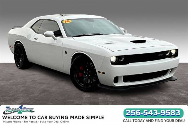 2016 Dodge Challenger SRT Hellcat RWD photo