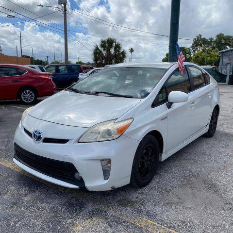 2015 Toyota Prius Two FWD photo
