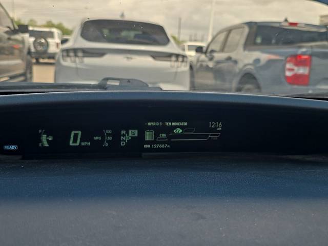 2015 Toyota Prius Three FWD photo