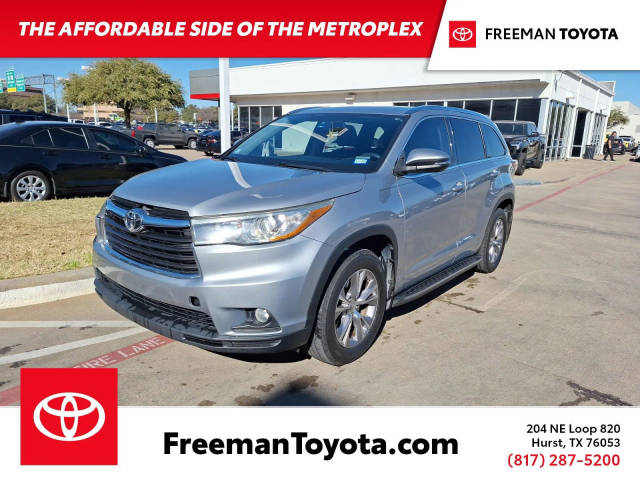2015 Toyota Highlander XLE FWD photo