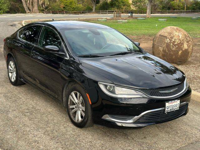 2016 Chrysler 200 Limited FWD photo