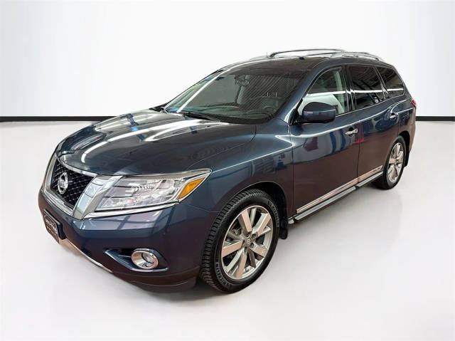 2015 Nissan Pathfinder Platinum 4WD photo