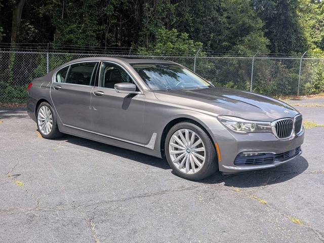 2016 BMW 7 Series 740i RWD photo