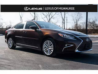 2016 Lexus ES  FWD photo