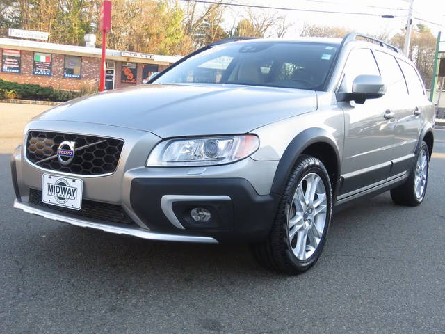 2016 Volvo XC70 T5 Platinum AWD photo