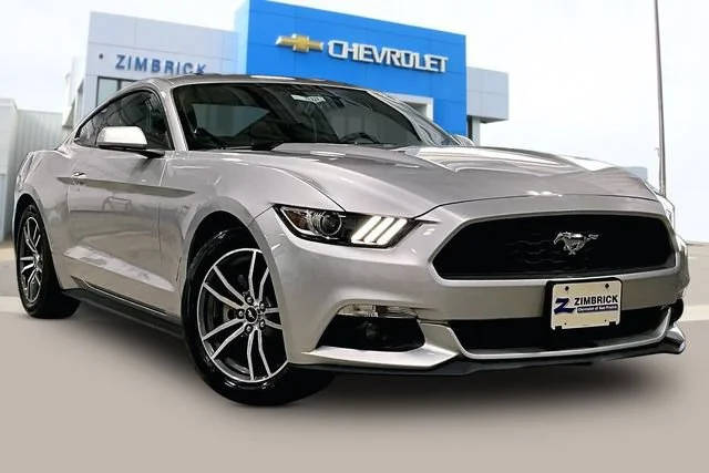 2016 Ford Mustang EcoBoost RWD photo