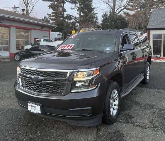 2015 Chevrolet Suburban LS 4WD photo