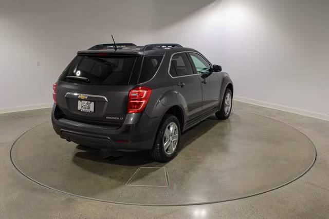 2016 Chevrolet Equinox LT FWD photo