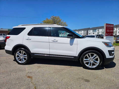 2016 Ford Explorer XLT 4WD photo