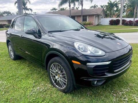 2016 Porsche Cayenne AWD photo
