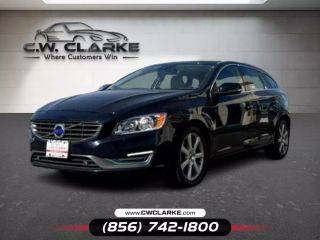 2016 Volvo V60 T5 Drive-E Premier FWD photo