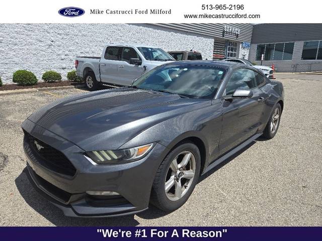 2016 Ford Mustang V6 RWD photo