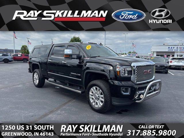 2016 GMC Sierra 2500HD Denali 4WD photo