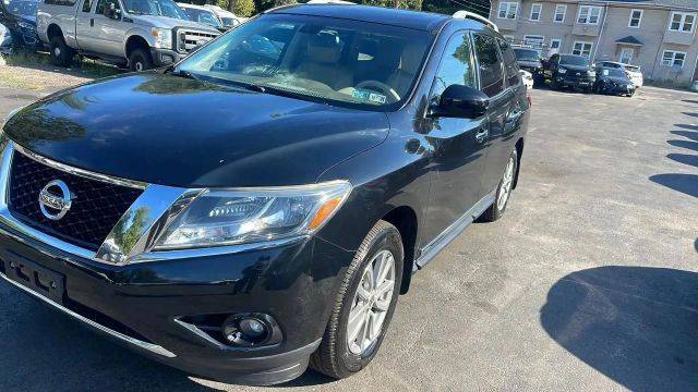 2015 Nissan Pathfinder SL 4WD photo
