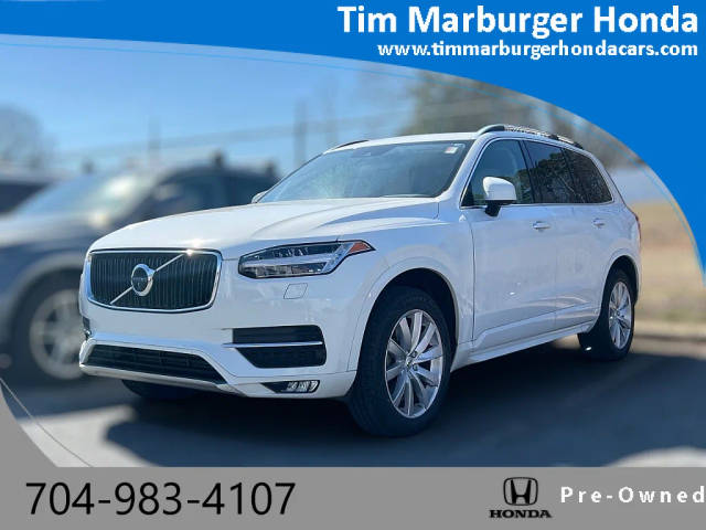 2016 Volvo XC90 T6 Momentum AWD photo