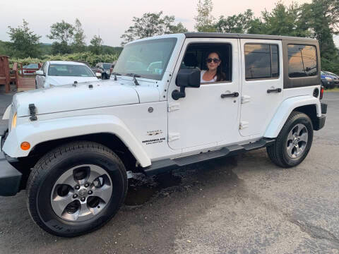 2016 Jeep Wrangler Unlimited Sahara 4WD photo