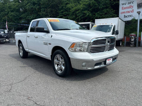 2015 Ram 1500 Big Horn 4WD photo