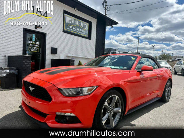 2015 Ford Mustang V6 RWD photo